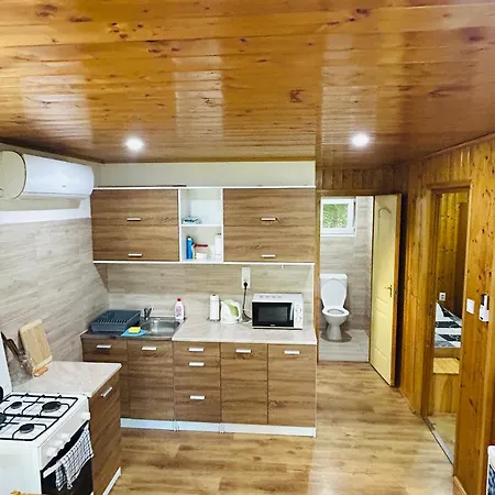 Apartament Tenisz Vendeghaz *